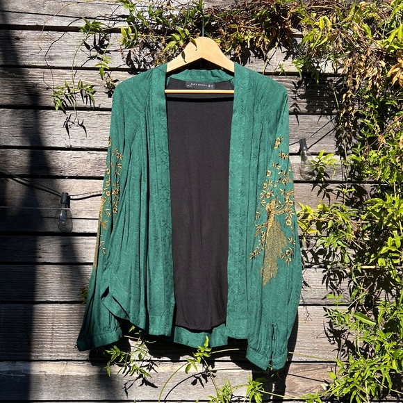 ZARA Green Embroidered Jacquard Peacock Kimono Jacket Size XS - Picture 1 of 8